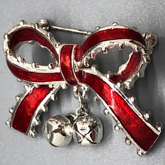 Red Bow Enamel Pin - Picture 1 of 5